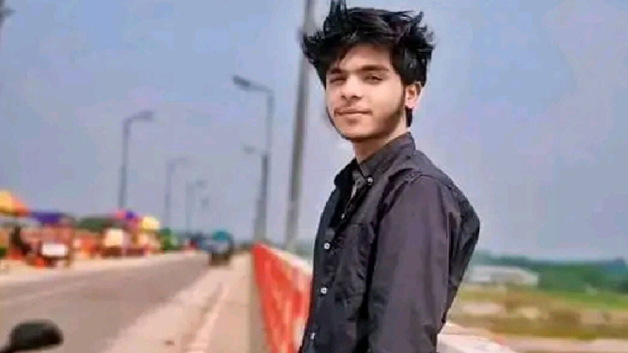 ‘কারও মায়ায় না পড়ার অনুরোধ জানিয়ে’ কলেজছাত্রের আত্মহত্যা