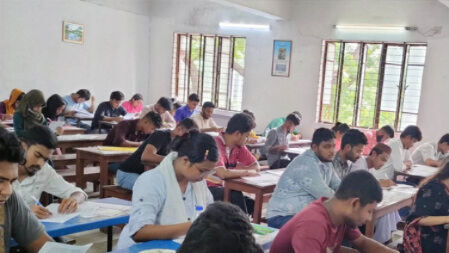 সাত কলেজের পরীক্ষায় নেগেটিভ মার্কিং নেই, একটি আসন নিশ্চিত করবেন যেভাবে