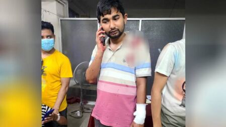 ভোরে নজরুল বিশ্ববিদ্যালয়ের ২ ছাত্রকে ছুরিকাঘাত করে ছিনতাই