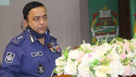 বেনজীর আহমেদের দুর্নীতি অনুসন্ধান চেয়ে হাইকোর্টে রিট