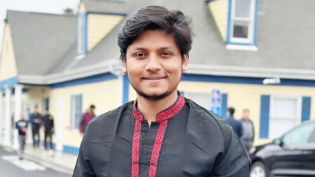 চবির শাকিল এখন উচ্চশিক্ষায় তরুণদের অনুপ্রেরণা