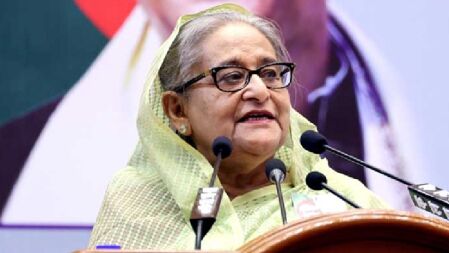 ঢাকাবাসীকে সুন্দর জীবন উপহার দিতে কাজ করছে আওয়ামী লীগ সরকার: প্রধানমন্ত্রী