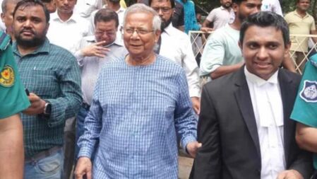 আজকে অনেকক্ষণ খাঁচার মধ্যে ছিলাম, এটা অপমানজনক: ড. ইউনূস