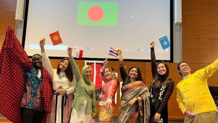 যুক্তরাষ্ট্রে শিক্ষকতায় আগ্রহীদের জন্য সুখবর, সুযোগ আছে বাংলায় পাঠদানের
