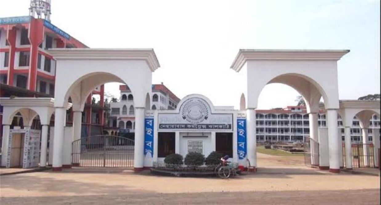 ফুটবল খেলায় ৩ ছাত্রকে বেধড়ক মাারধর ঝালকাঠির এনএস কামিল মাদ্রাসা শিক্ষকের