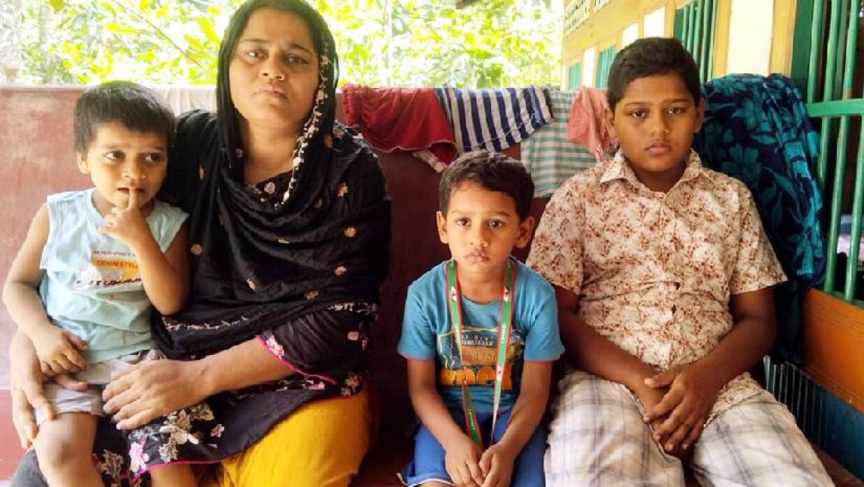 কোটা আন্দোলন: নিহত বাবার অপেক্ষায় থাকা শিশুটি বলছে, বাবা ফিরে আসবে!