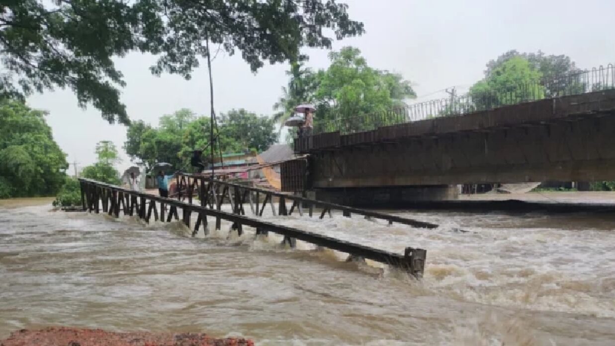 আগামী ২৪ ঘণ্টায় ভারী বৃষ্টিপাত কমতে পারে