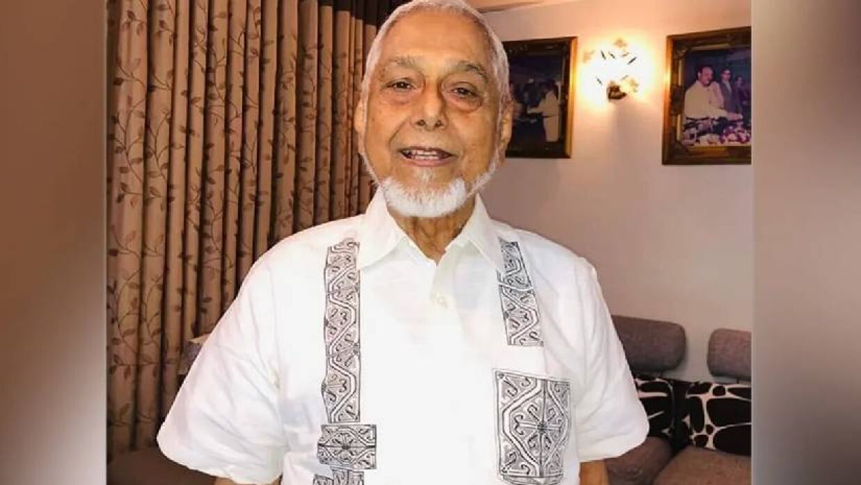 একুশে পদকপ্রাপ্ত ভাষাবিজ্ঞানী ড. মনিরুজ্জামান মারা গেছেন