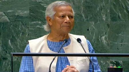 রোহিঙ্গাদের জন্য বাংলাদেশের ক্ষতির পরিমাণ তুলে ধরলেন প্রধান উপদেষ্টা