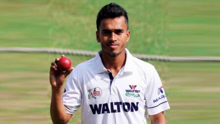 সাকিবের বদলি হাসান মুরাদ, কে এই স্পিনার?