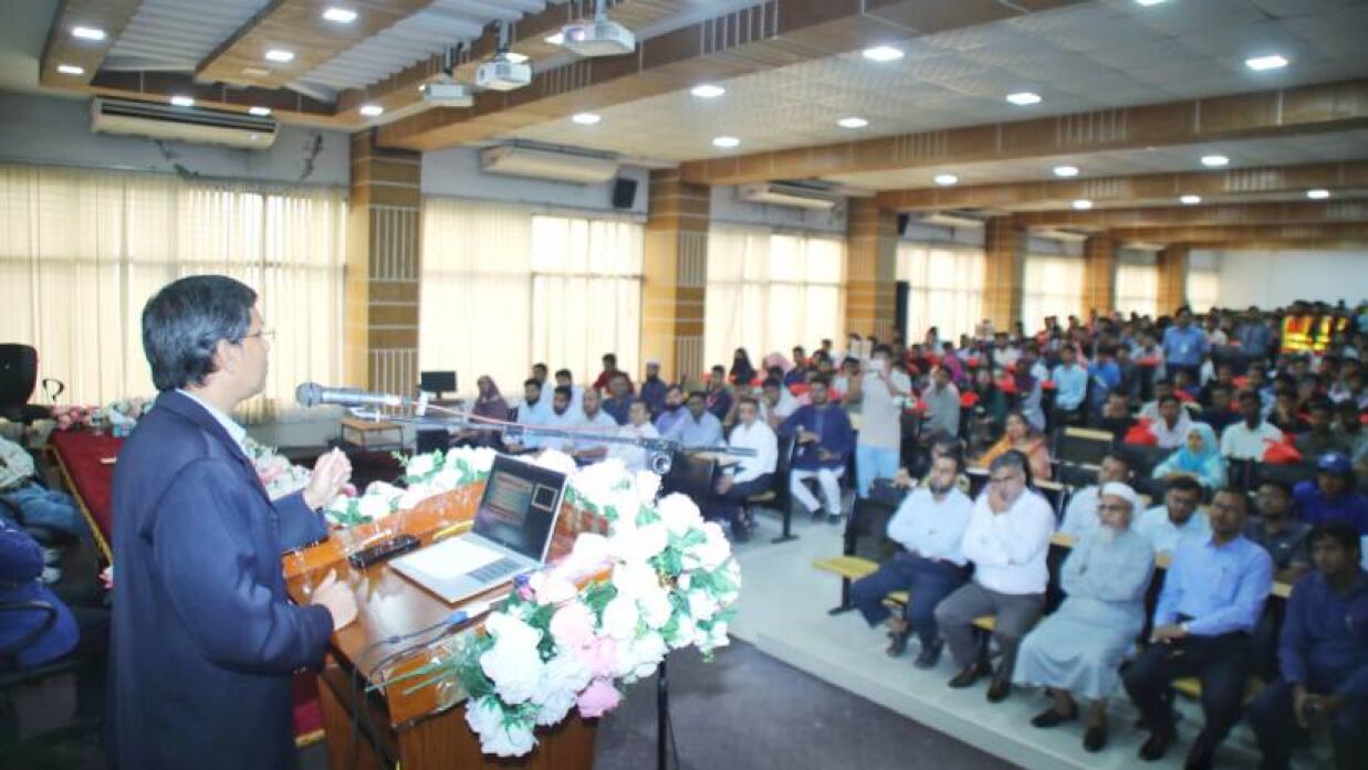 যবিপ্রবির স্নাতক প্রথম বর্ষের শিক্ষার্থীদের ওরিয়েন্টেশন অনুষ্ঠিত