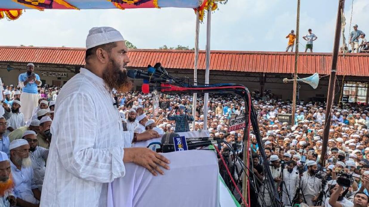 ‘অনন্তকাল ক্ষমতায় থাকার স্বপ্ন দেখবেন না’ অন্তবর্তী সরকারকে ইঙ্গিত করে মামুনুল হক