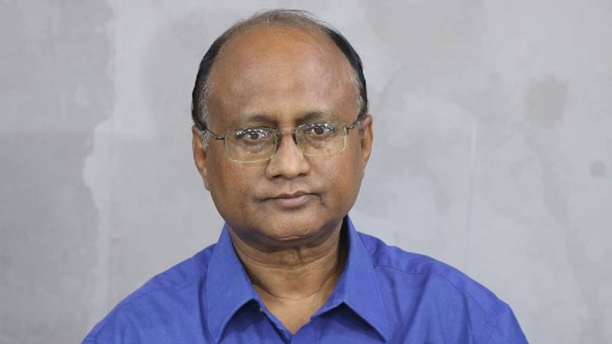 পদত্যাগ করলেন জ্যেষ্ঠ সচিব ড. আবদুল মোমেন, হতে পারেন দুদক চেয়ারম্যান
