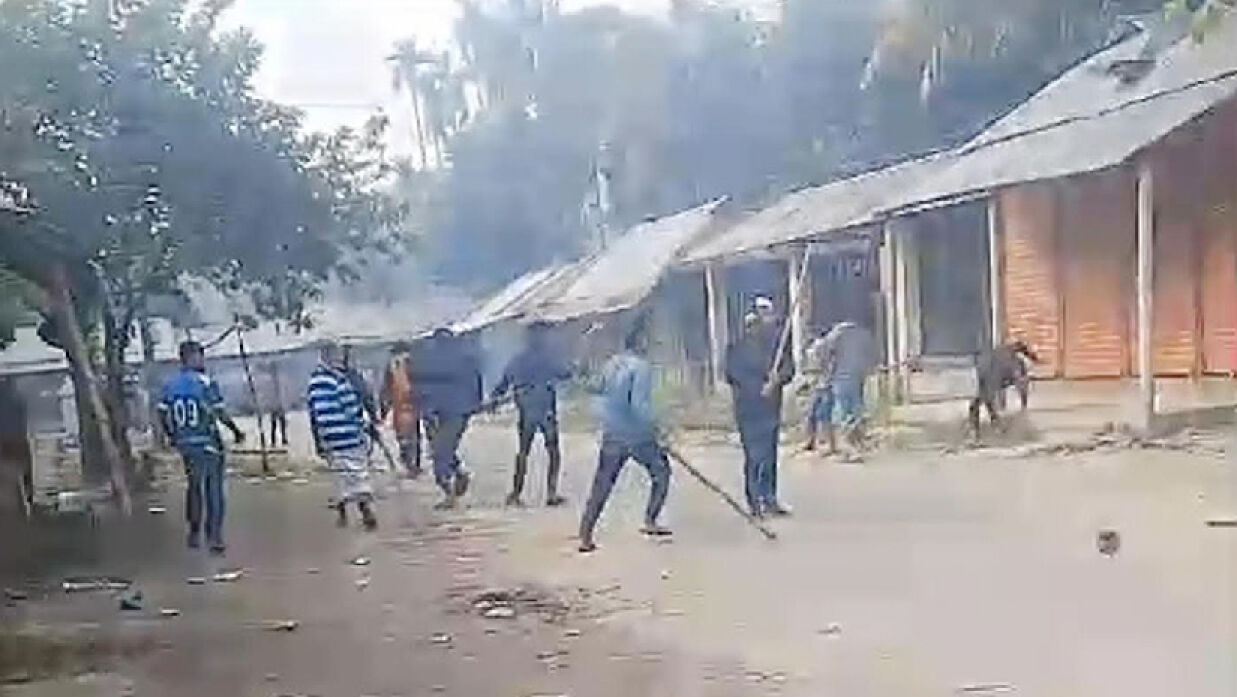 আধিপত্য বিস্তার নিয়ে বিএনপির দুই গ্রুপের সংঘর্ষ, আহত ১৫