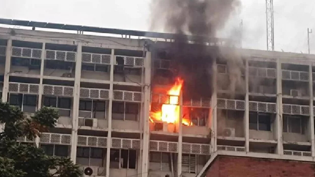 সচিবালয়ের নিরাপত্তার দায়িত্বে থাকা ডিসিকে সরাল ডিএমপি