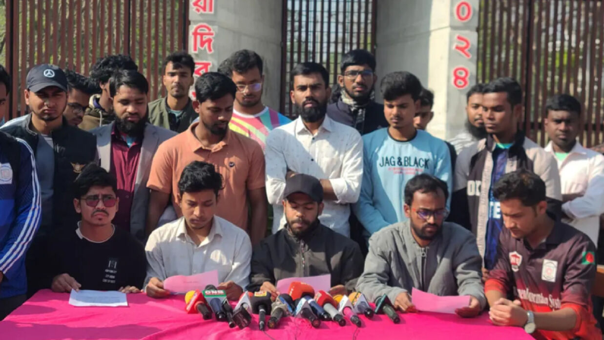 দাবি না মানলে বেরোবির প্রশাসনিক ভবনে তালা দেওয়ার হুঁশিয়ারি