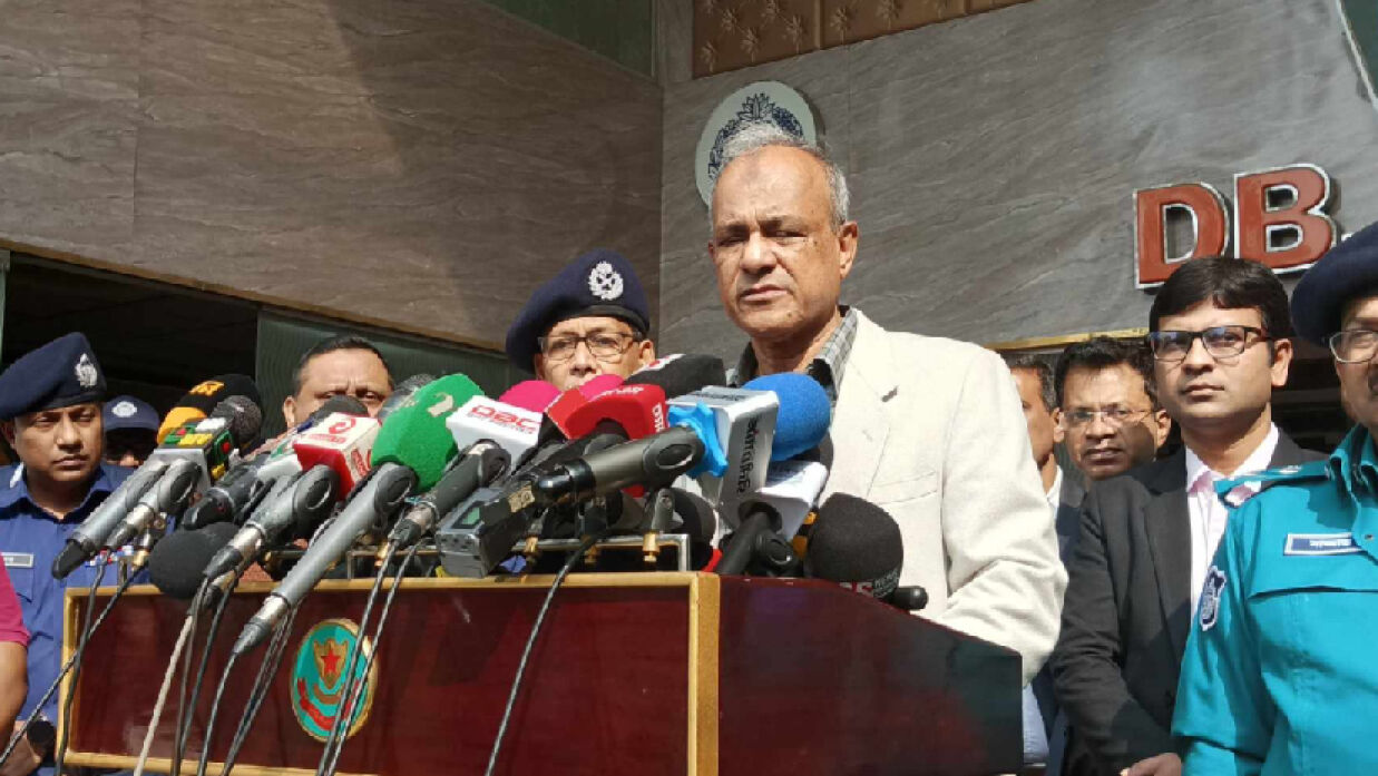 ‘ডিবিতে আয়নাঘর-ভাতের হোটেল থাকবে না’