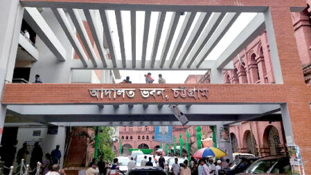 চিন্ময়কাণ্ডে ৬৩ আইনজীবীর জামিন মঞ্জুর