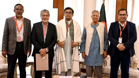 জাকসু নির্বাচন নিয়ে প্রধান উপদেষ্টার পরামর্শ চাইলেন জাবি ভিসি