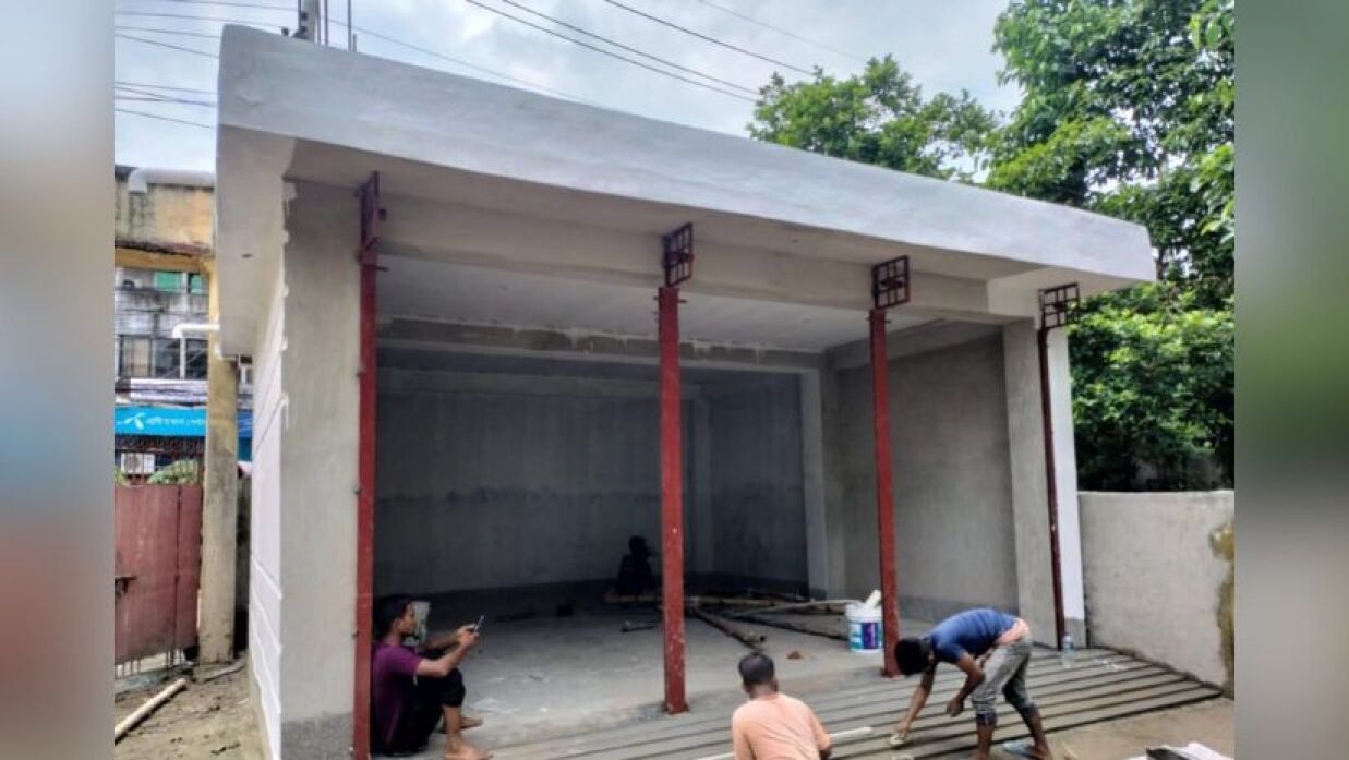 প্রাথমিক শিক্ষা অফিসের গ্যারেজ নির্মাণে ১০ লাখ টাকা অনিয়মের অভিযোগ