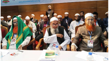 জুলাই অভ্যুত্থানের ইতিহাসে কওমি মাদ্রাসা শিক্ষার্থীদের অবদান অন্তর্ভুক্তির দাবি