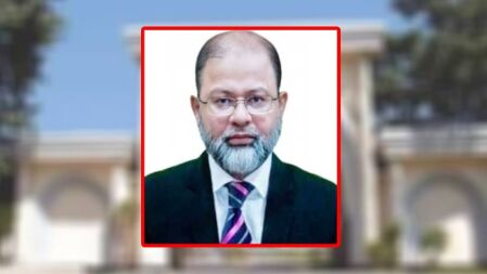 ১৩ সিনিয়রকে ডিঙিয়ে উপাচার্য হওয়া ড. লুৎফুরকে নিয়ে অভিযোগ শিক্ষা মন্ত্রণালয়ে