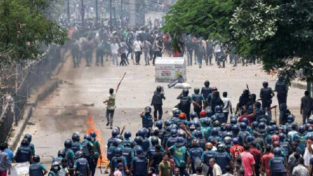 সহায়তার আশ্বাসে লাখ টাকা খোয়ালেন জুলাই আন্দোলনে আহত যুবক