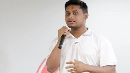 দেড় কোটি রেমিট্যান্স যোদ্ধার ভোটাধিকার নিশ্চিতের দাবি হাসনাত আবদুল্লাহর