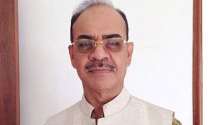 কারাগার থেকে সাবেক মন্ত্রী ফারুক খানের বিস্ফোরক মন্তব্য, ভাইরাল স্ট্যাটাস