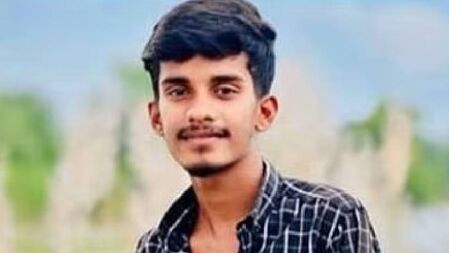 বন্ধুর প্রেমে সহায়তার অভিযোগে এসএসসি পরীক্ষার্থীকে পিটুনি, পরে মৃত্যু