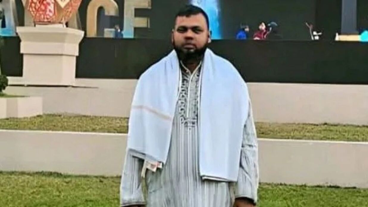 আওয়ামী লীগ নেতাকে ছাড়াতে থানায় স্বেচ্ছাসেবক দলের নেতা, পুলিশকে মারধর