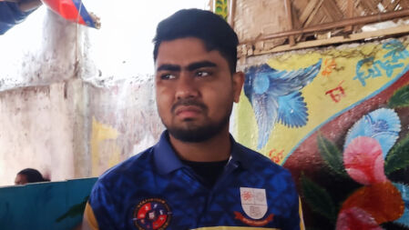 ছাত্রলীগ নেতাকে আটক করে প্রক্টর অফিসে সোপর্দ করল ছাত্রদল