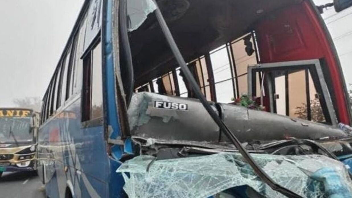 ঘন কুয়াশায় ঢাকা-চট্টগ্রাম মহাসড়কে ৮ গাড়ির সংঘর্ষ