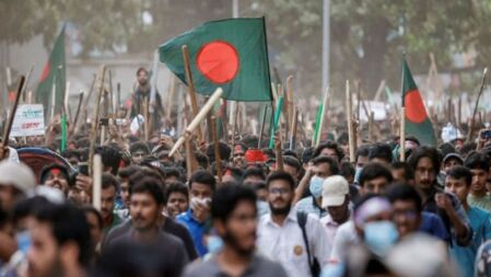 ২০ বিশ্ববিদ্যালয়ে ছাত্ররাজনীতি কাগজে নিষিদ্ধ, বাস্তবে সক্রিয় সব দলই