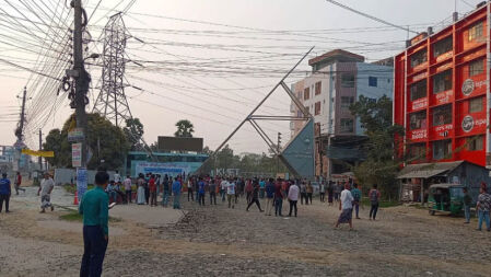 এবার কুয়েটে সংঘর্ষের ঘটনায় মামলা দায়ের, আসামি ৬০০