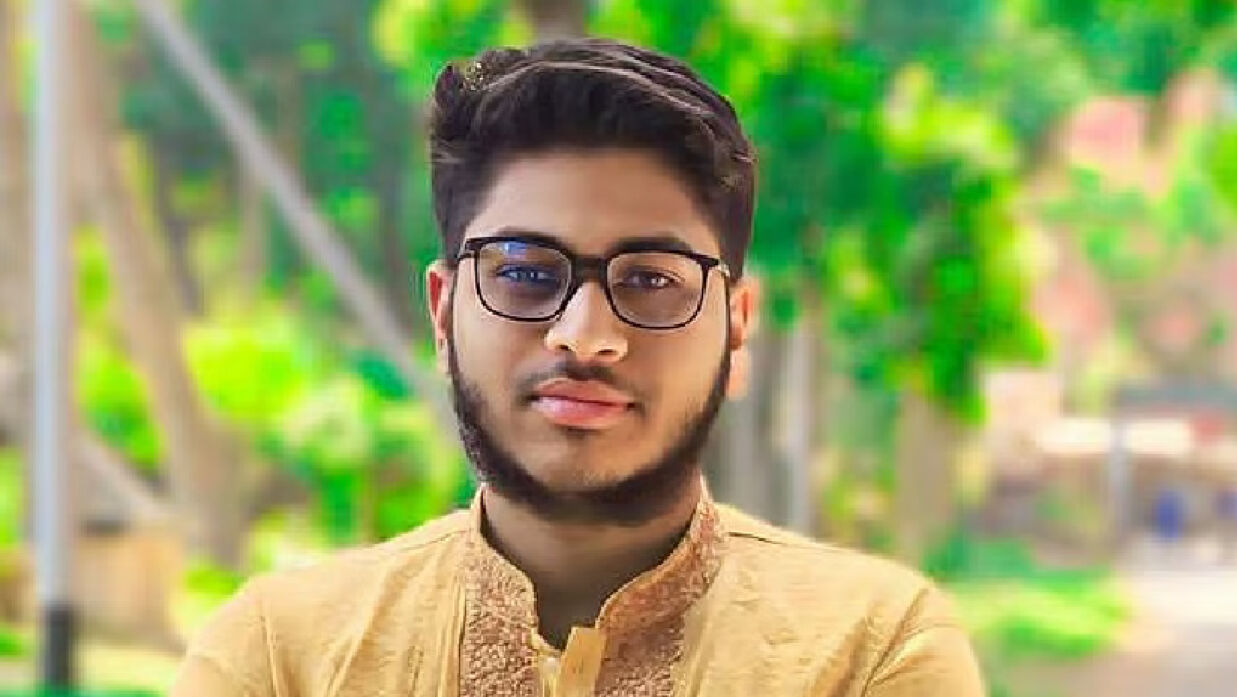ছাত্রাবাস থেকে রাবি শিক্ষার্থীর ঝুলন্ত মরদেহ উদ্ধার