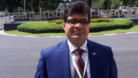 ইউজিসির সাবেক সচিবের দায়িত্ব এখন ‘হাজিরা খাতায় স্বাক্ষর’ করা