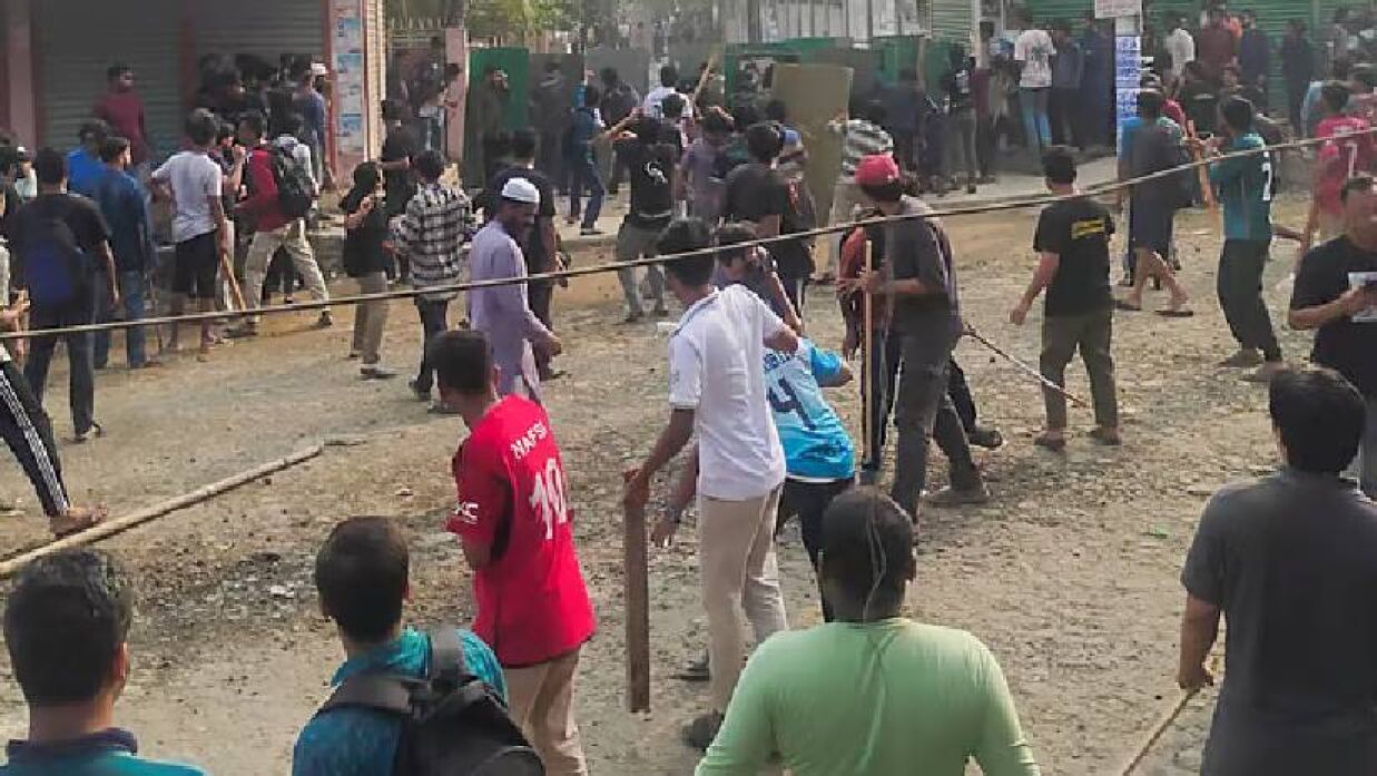 কুয়েটে শিক্ষার্থীদের ওপর হামলা: বিএনপি-যুবদলের ৪ নেতা গ্রেপ্তার