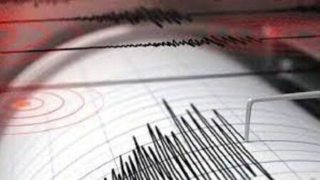 সাতসকালে কেঁপে উঠল কলকাতা-ওড়িশায় , অনুভূত হলো ঢাকাতেও