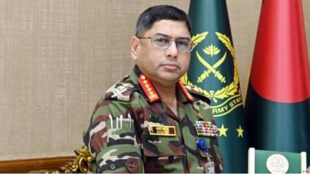নিজেরা কাঁদা ছোড়াছুড়ি করলে স্বাধীনতা বিপন্ন হবে: সেনাপ্রধান