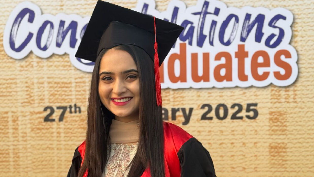 সমাবর্তনে উচ্ছ্বসিত অভিনেত্রী কেয়া পায়েল