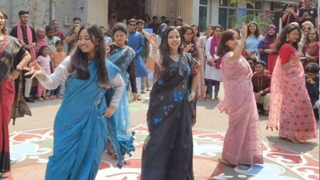 মেডিকেল শিক্ষার্থীরা শুধু বই পোকা নয়, তারা চাইলে সবকিছু করতে পারে