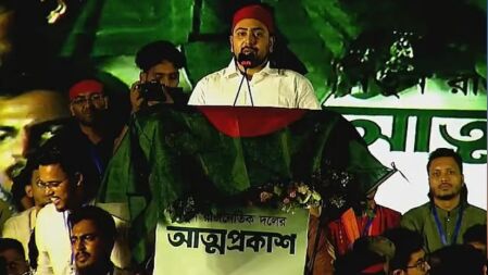 বাংলাদেশে ভারত ও পাকিস্তানপন্থী রাজনীতির ঠাঁই হবে না: নাহিদ