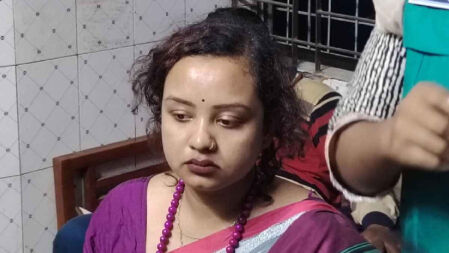 ঢাকার অমর একুশে বইমেলা থেকে আটক চবি ছাত্রলীগ নেত্রী ফাল্গুনী