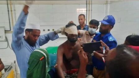 চুরির অভিযোগে দুই চোখ উপড়ে ফেলল গ্রামবাসী
