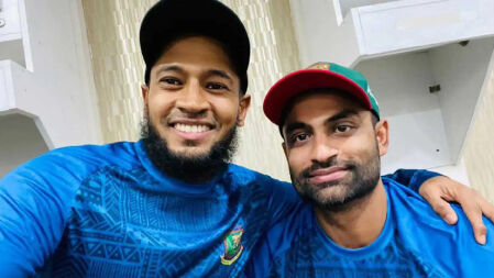 মুশফিকের অবসরে তামিম ইকবালের আবেগঘন বার্তা