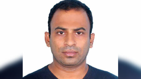 জুলাই অভ্যুত্থানে হামলা, কর্মস্থলে অনুপস্থিত থাকার অভিযোগে রুয়েট শিক্ষকসহ ৩ জন বরখাস্ত