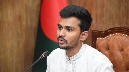 অস্থিতিশীল পরিবেশ তৈরি করলে কঠোর হাতে দমন: আসিফ মাহমুদ