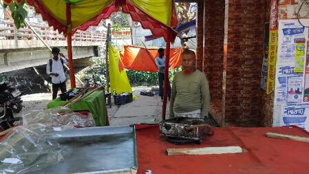 চাঁদা না পেয়ে হোটেল ভাঙচুর করলেন মুক্তিযোদ্ধা