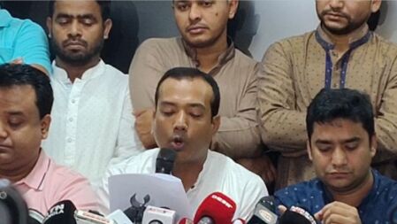 নর্থ সাউথের শিক্ষার্থীদের ‘টোকাই’ বলে সারজিস অপমান করেছেন: ছাত্রদল